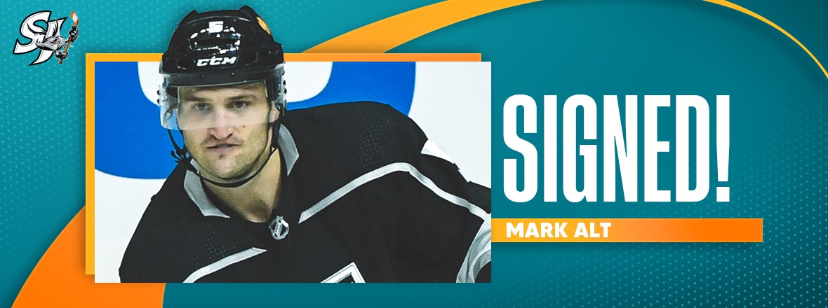 BARRACUDA SIGN FORMER EAGLES CAPTAIN MARK ALT