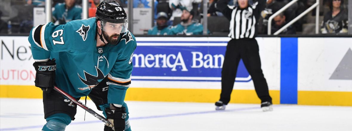 Sharks Re-Sign Defenseman Jacob Middleton 