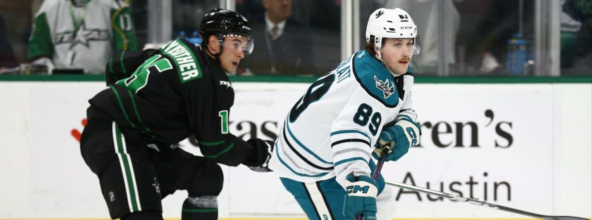 BARRACUDA OUTSHINED BY STARS, 6-3