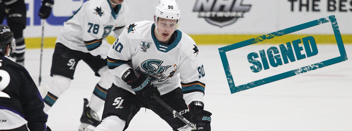 BARRACUDA SIGN FORWARD ARTEM IVANYUZHENKOV