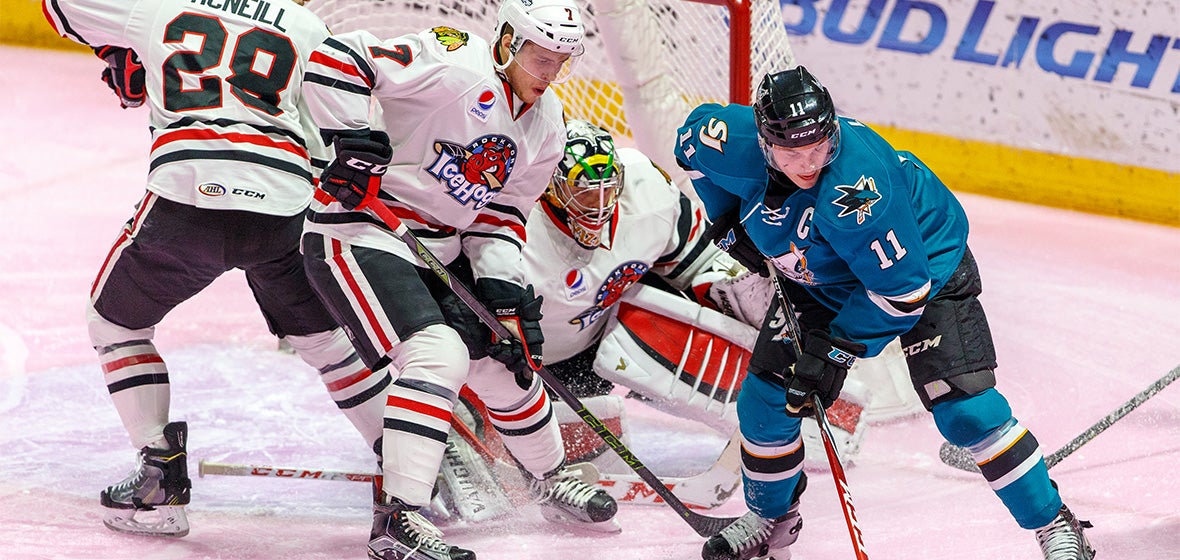 Barracuda Down IceHogs 5-2